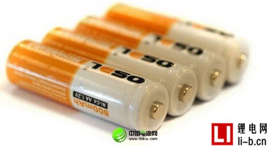 美國研制新型超級電池 幾秒鐘內完成手機充電