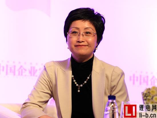 楊美虹加盟華晨寶馬 擔任公共關(guān)系副總裁