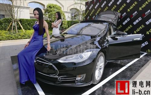 “汽車界的蘋果”特斯拉到溫州 百公里加速只需4.4秒