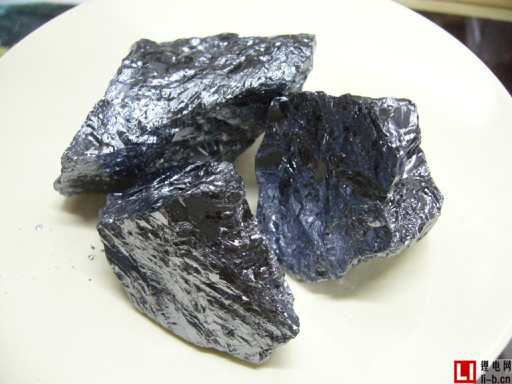 多晶硅價格走強 光伏一體化迎發展新契機