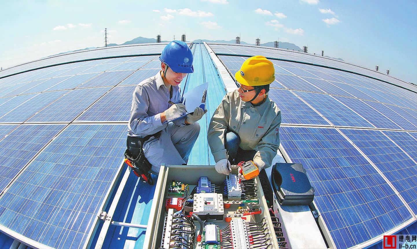 強勢回暖！2015年我國光伏發電新增裝機量1513萬千瓦