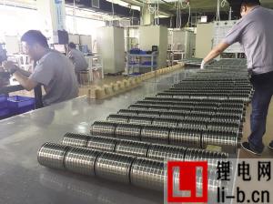 天津產(chǎn)超級電池亮相 充電一次只需要3-5分鐘