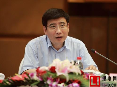 招商證券：新能源汽車8月數據及苗圩專訪點評