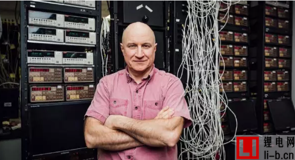 特斯拉合作伙伴Jeff Dahn長續航鋰電池獲突破