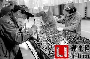 多家企業(yè)布局儲能市場 行業(yè)呈快速發(fā)展趨勢
