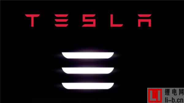 特斯拉和阿迪達(dá)斯陷商標(biāo)之爭 Model 3換標(biāo)