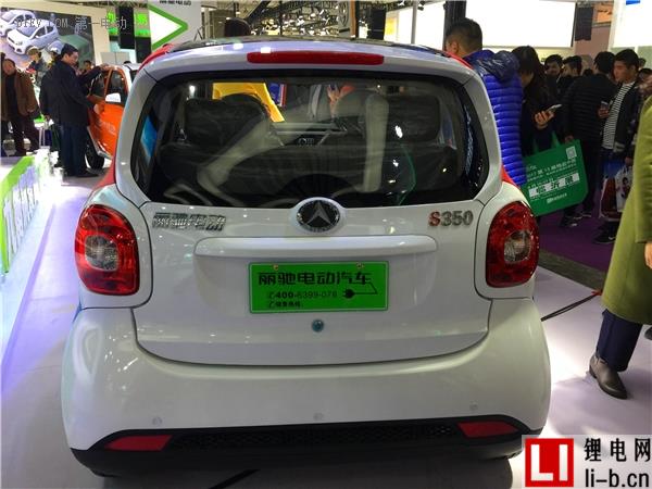 更高端、更智能、更安全，易咖e7濟南車展首發亮相
