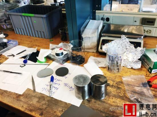 未來電池之爭：哪種新型技術將脫穎而出？