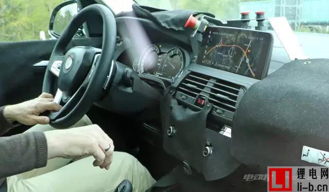 最大功率300馬力 寶馬X3 xdrive35e極北測試