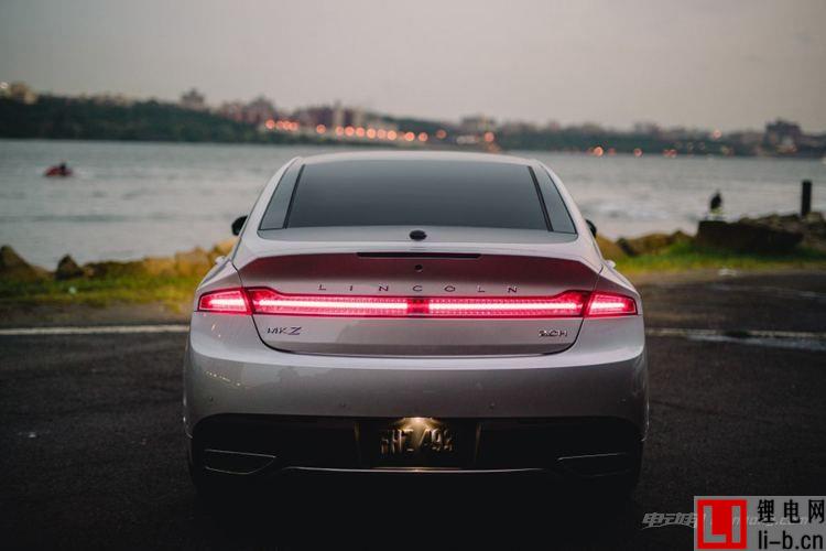 年內上市 林肯MKZ 2.0H混動官圖首發