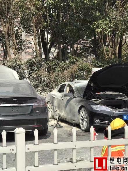 董小姐再放豪言：電池10年質保