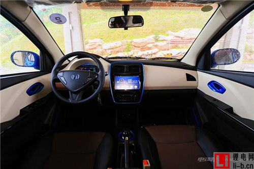 江鈴新能源E160/E200S上市 售13.28萬-13.98萬