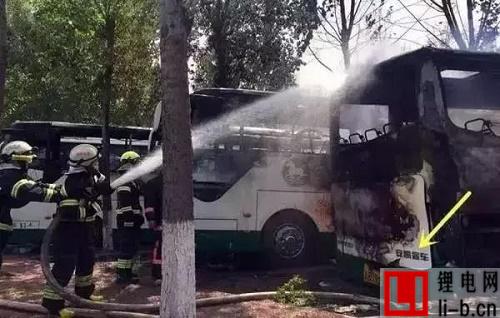 北京發生大面積新能源汽車起火事故，損失慘重