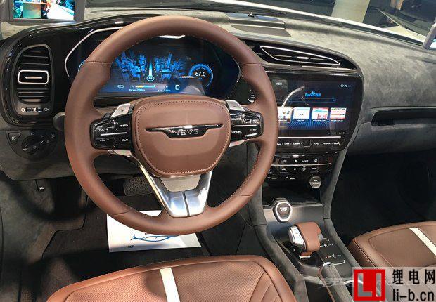 續航300km/薩博平臺打造，NEVS，9-3系列概念車首發