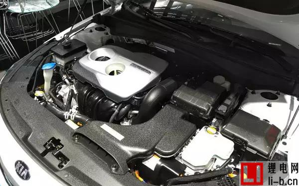 國產起亞K5插電混動版首發，2.0L+電動機