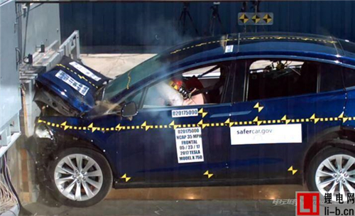 NHTSA：特斯拉Model X成首款全獲5星評級SUV車型