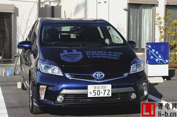 邊開車邊充電 解密巴黎百米充電跑道黑科技