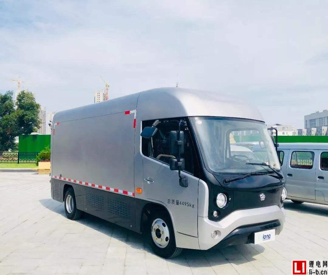 電動(dòng)物流車(chē).jpg