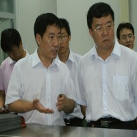 洛陽市市委書記毛萬春蒞臨中航鋰電視察