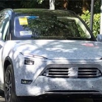 蔚來首款純電動SUV ES8路試諜照曝光