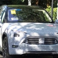 蔚來ES8實車圖曝光 續航400km 支持換電模式