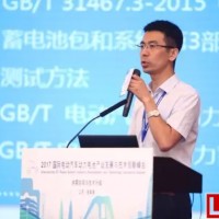 北汽新能源汽車熱銷背后 看車廠如何選擇動力電池