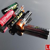 世界首塊彈性鋰電池問世