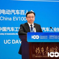 鼓勵車企深度參與充電服務 陳清泰王傳福為電動汽車打CALL