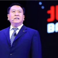 北汽董事長徐和誼：電動汽車續(xù)航里程300公里是黃金數(shù)