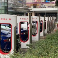 特斯拉充電樁起底：費用高于第三方運營商 